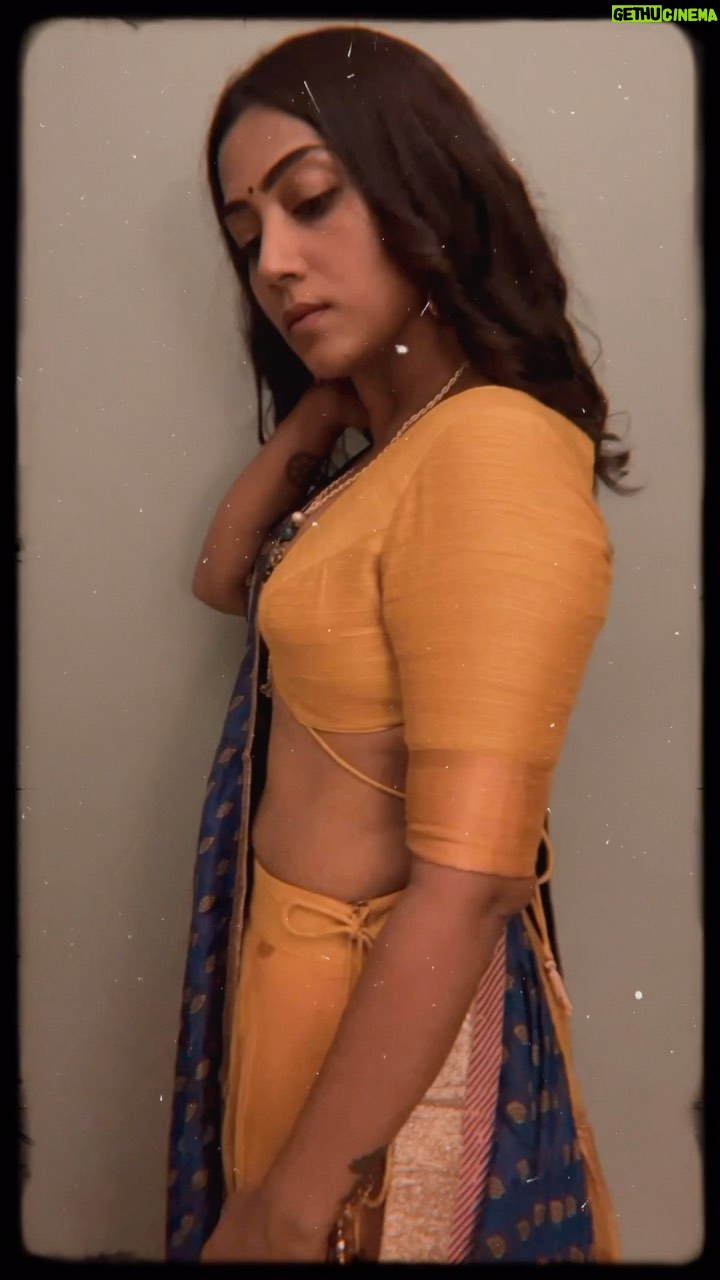 Anindita Bose Instagram - 🧚🏾♂️ 🧚🏾♂️🧚🏾♂️ . . . . . . . . . . #reelsvideo #reels #reelsinstagram #insta #instagram #instadaily #instafashion #ethnic