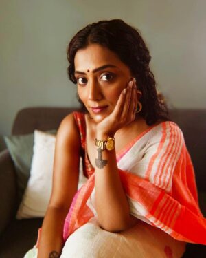 Anindita Bose Instagram - 🌷 Shubho Ashtami 🌷
.
.
.
.
.
.
#instagram #insta #instagood #saptami #durgapuja #ethnic #ethnicwear #saree #puja #instadaily #localforvocal