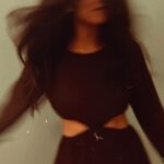 Anindita Bose Instagram - #songonloop 💃🏽 . . . . . . . . . #réel #insta #instareels #reelsinstagram #reels #christmas #instafashion #instamood #alwaysinamoodtodance