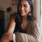 Anindita Bose Instagram – #bts 🍁 
So excited about what we shot today… a brand that is soooooo close to my heart … 
.
.
.
.
.
.
.
.
.
.
.
.
.
.
.
.
#instagram #instagood #insta #instadaily #instalike #ethnicwear @purplecarouseldesigns