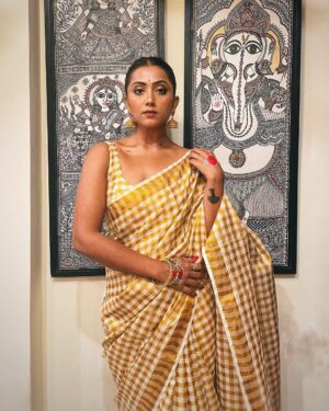 Anindita Bose Instagram - aboutlastnight ✨
.
.
.
.
.
.
.
.
.
MUA @liliana.15.6 
.
.
.
.
.
.
.
#instagram #instagood #instadaily #ethnic #ethnicjewellery #bangaliana #insta #instapost