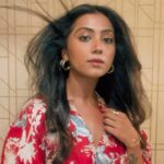 Anindita Bose Instagram - When in doubt…. . . Dress @turaturi . . . . . . . . . #instagood #instagram #insta #instadaily #fashion #slowfashion #vocalforlocal #vocalforlocalindia #mulmul #reelsinstagram #reels #trending
