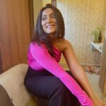 Anindita Bose Instagram - This barbie is 3 months late to the trend but was on time for her trailer launch. 💕 . . . #parnasavarirshaap #trailerlaunch @hoichoi.tv . . . . . . #instagram #instagood #insta #promotion #instalike #promotions