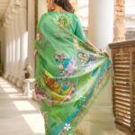 Anindita Bose Instagram - Happy Dussehra 🪷 This Durga pujo deck up in this sheer green handwoven ensemble with Durga motif embroidered on the Anchal and blouse back. The lotus detailing with intricate border created all over the saree evokes a sense of eternal beauty, making it suitable for any time of the day. May it be your pandal hopping session or quick meet-ups with your friends, ace the look with elegance and in style. Pictures @bijaya_datta @shyanjit0707 Location @therajbaribawaliofficial HMU @abhijitpl2 @ginni_love21 @sanandalaha Styling @stylebysumit Saree @sayantighoshdesignerstudio #sayantighoshdesignerstudio #sayantighoshpujocollection2023 #festivecollection #festivewear #durgapuja2023 #maaasche #duggadugga #nabami #navadurga #durga #durgasaree #durgablouse #organzasaree #handembroidery #lavender #instagram #insta #instadaily