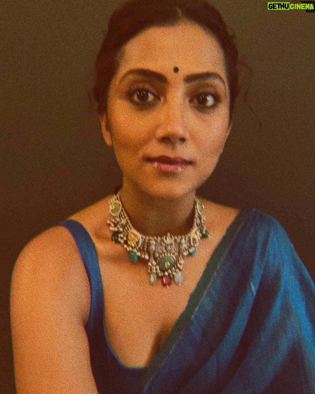 Anindita Bose - 9.7K Likes - Shubho Saptami 🦋
.
.
.
Saree @byloomkolkata
.
.
.
.
#instagram #insta #instagood #saptami #durgapuja #ethnic #ethnicwear #saree #puja #instadaily #localforvocal