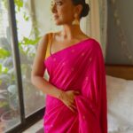 Anindita Bose Instagram - Subho Soshti!! 🌺 . . . . . . . . #instagram #insta #instagood #soshti #durgapuja #ethnic #ethnicwear #saree #puja #instadaily Mumbai