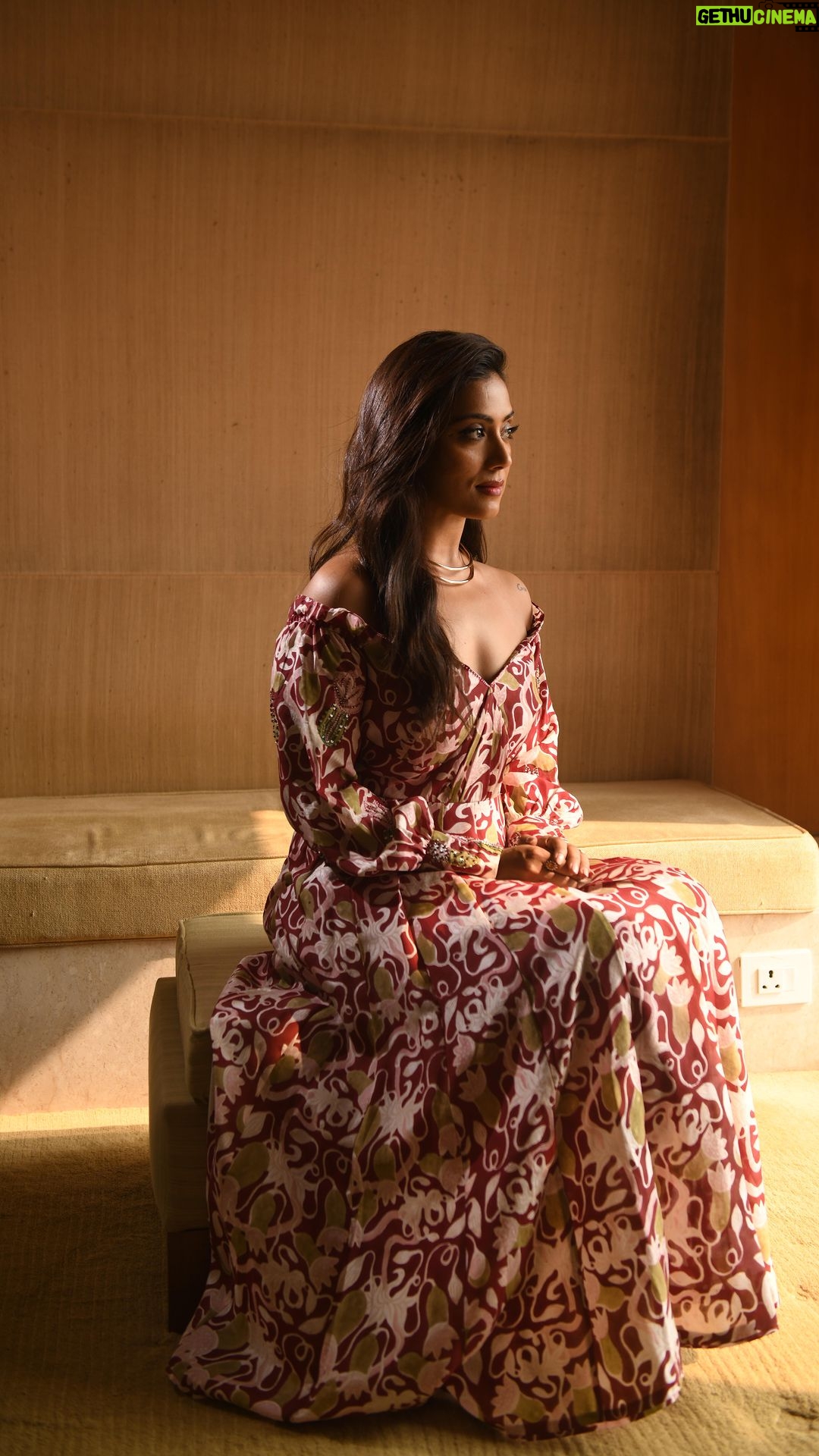 Anindita Bose Instagram - 🌺 . . . Wearing @thejodilife . . . . . . . #insta #instagram #reelsinstagram #reelsindia #reelvideo #vocalforlocal #instafashion