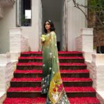 Anindita Bose Instagram - 🌹পুজো এলো বলে 🌹 . . . . . . . . #instagram #instagood #instalike #saree #insta #shosti #durgapuja
