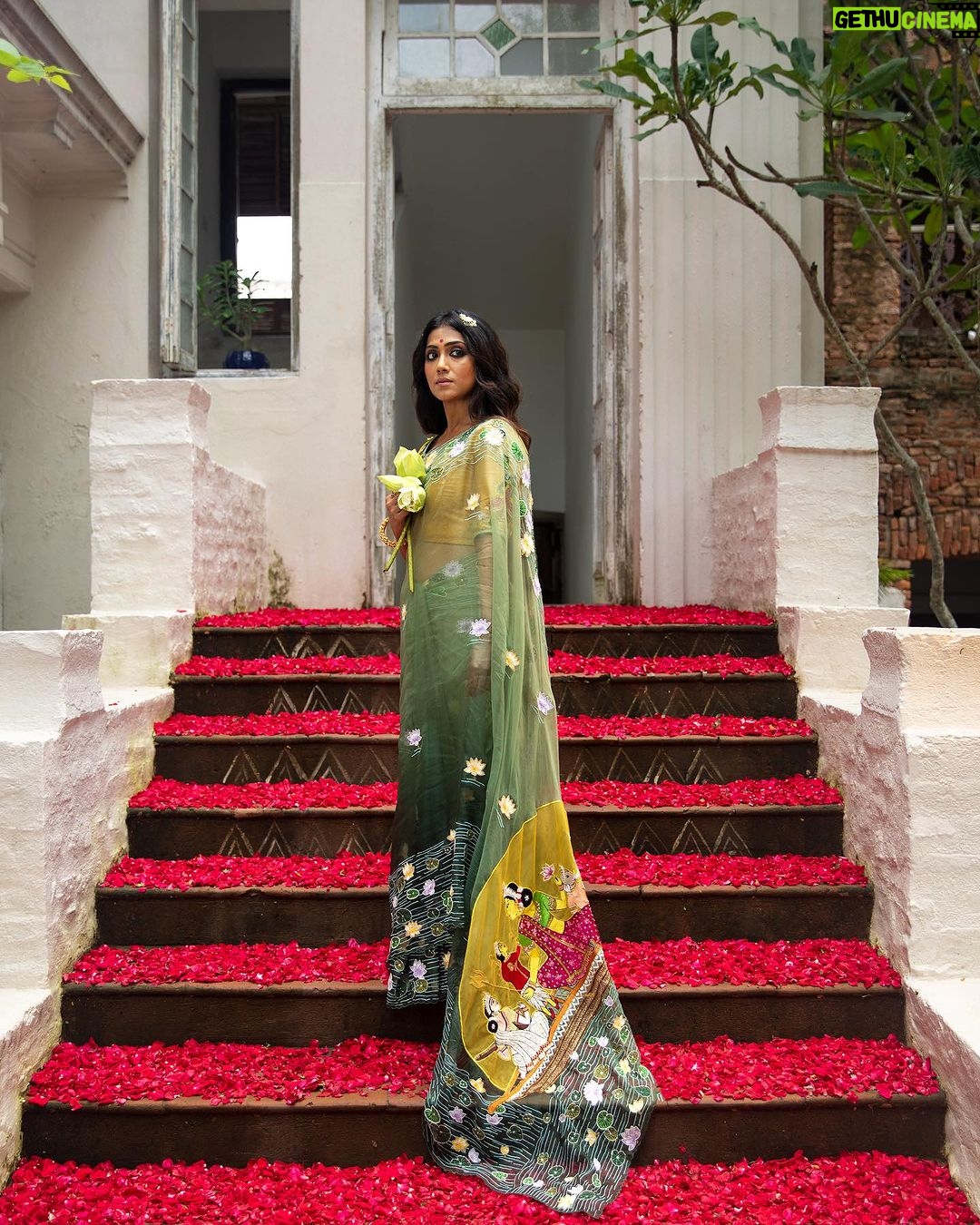 Anindita Bose - 4.9K Likes - 🌹পুজো এলো বলে 🌹
.
.
.
.
.
.
.
.
#instagram #instagood #instalike #saree #insta #shosti #durgapuja