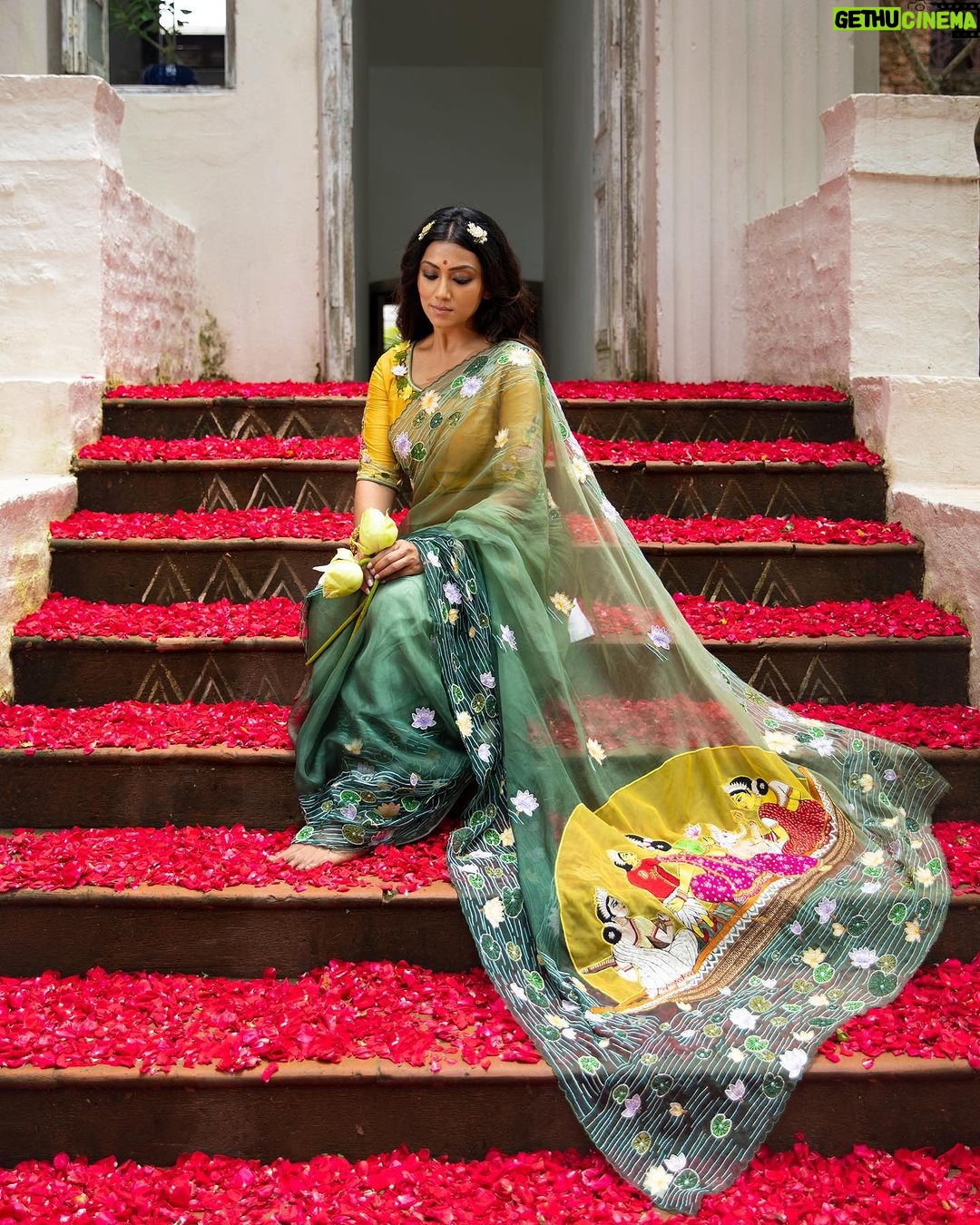 Anindita Bose - 4.9K Likes - 🌹পুজো এলো বলে 🌹
.
.
.
.
.
.
.
.
#instagram #instagood #instalike #saree #insta #shosti #durgapuja