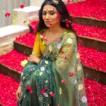 Anindita Bose Instagram - 🌹পুজো এলো বলে 🌹 . . . . . . . . #instagram #instagood #instalike #saree #insta #shosti #durgapuja