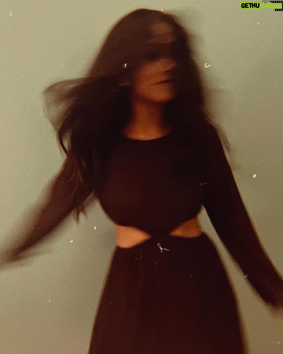 Anindita Bose - 6.1K Likes - 🤎🤎🤎
.
.
.
.
.
.
#instagram #instagood #instadaily #instafashion #instalike #christmas