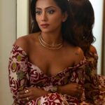 Anindita Bose Instagram - #aboutlastnight ✨ . . . Wearing @thejodilife HMU @makeupartist_prasenjit Photos by @sarkardebarshi19 . . . . . . . #ParnashavarirShaap #successparty #insta #instagram #fashion #vocalforlocal #instadaily #instafashion #instalike #instamood ITC Royal Bengal