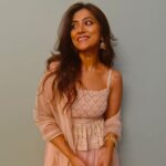Anindita Bose Instagram - A lot of reasons to be happy & grateful ✨ . . . . . . . . . #instagood #instagood #diwali #diwalivibes✨ #ethnic #ethnicwear #instamood #instalike