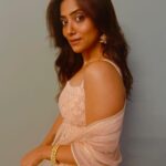 Anindita Bose Instagram - A lot of reasons to be happy & grateful ✨ . . . . . . . . . #instagood #instagood #diwali #diwalivibes✨ #ethnic #ethnicwear #instamood #instalike