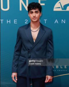 Anirudh Pisharody Instagram - Shout out Asian, South Asian, and Pacific Islander Excellence 🤩 and @NeverHaveIEver for receiving the Vanguard Award! also shoutout to my crazy ass chihuahua for biting my hand 30 mins before the red carpet lollll I still love her though . 🐶 Thank you @character.media @unforgettablegala for another truly unforgettable night. Feeling seen and heard with our whole community ✊🏽 The Beverly Hilton