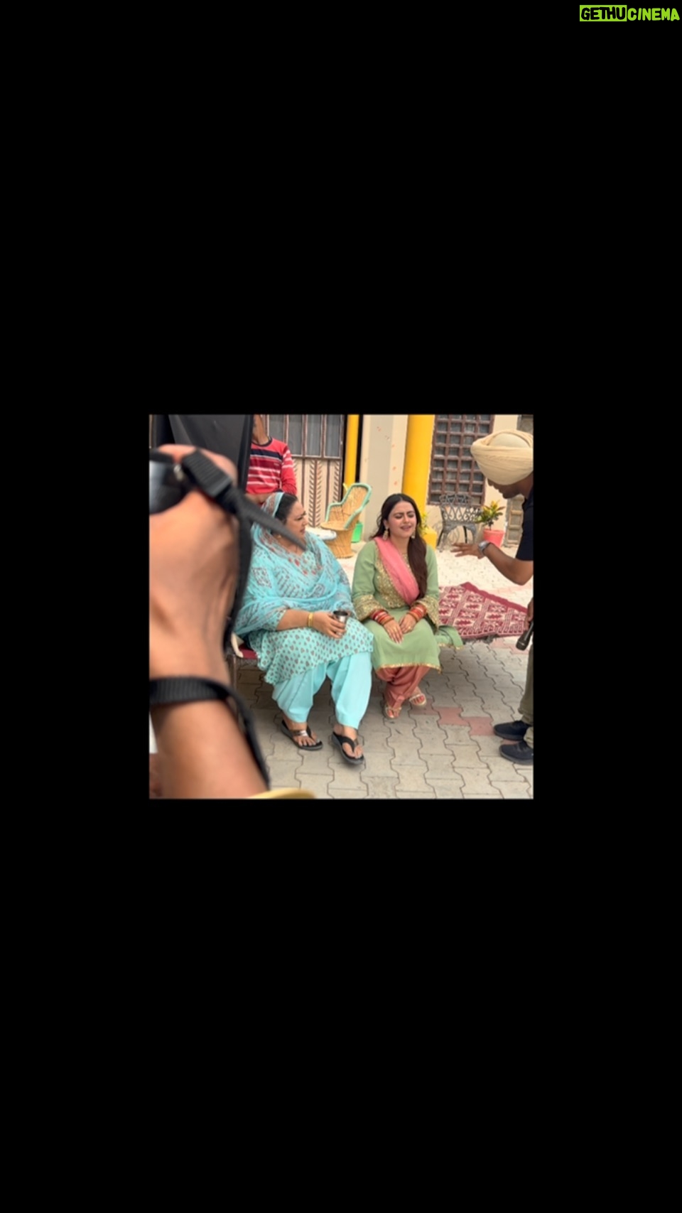 Anita Devgan - 8K Likes -