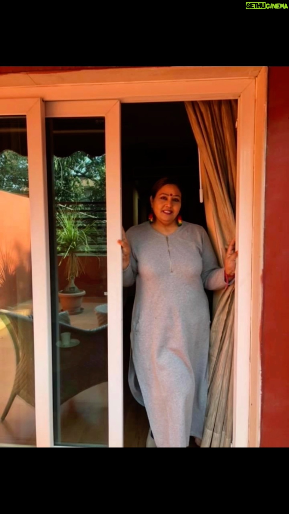 Anita Devgan - 6K Likes -