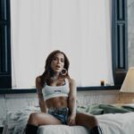 Anitta Instagram - algunos de mis momentos favoritos del video de Mil Veces. ❤️‍🔥🚗 cual es el tuyo?