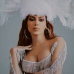 Anitta Instagram - Eu espero o ano todo por essa época e em 2024 nosso #CarnavalDaAnitta tá de volta com TUDOO pra fazer o kikiki acontecer GIGANTE! 🎉🥳 10 estados, 10 cidades e 10 edições!😍 Me conta nos comentários em qual lugar vc vai curtir comigo? 📍06/01 | Salvador 📍07/01 | Florianópolis 📍13/01 | Brasília 📍14/01 | Fortaleza 📍20/01 | Recife 📍21/01 | Rio de Janeiro 📍27/01 | Belo Horizonte 📍28/01 | Vitória 📍03/02 | Curitiba 📍04/02 | São Paulo @beatsoficial 🎫 Abertura de vendas: quarta-feira, 25/10, 12h #EnsaiosDaAnitta #bebacommoderação