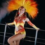 Anitta Instagram - Um dump pra você comentar que está ansioso pros meus ensaios sem dizer que está ansioso pros meus ensaios… VALENDO! 🔥🤪🎉💥 vai ser disso aqui pra mais! Hahahahah Carnatalllll, que energia. Amo essa nossa bagunça. Brazil