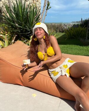 Anitta Instagram - Aiiii qui delícia o velããooo ☀️