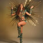 Anitta Instagram - Loving every minute of my pre-carnival tourrrr! Are you ready for more?? Cuz I am 🎊✨⭐️✨💫🎉 - Ad.: @beatsoficial *beba com moderação Brazil