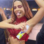 Anitta Instagram - Genteeeee!!! Here are some of my fav moments from the second day of my pre-carnival tour 💋💥💃🏽🚨👠 I literally can’t think of a better way to kick off the yeaaaaarrr ahhhh!!! Comment a red emoji if you’re ready for more!!! — *Ad: @rexonabrasil Brazil