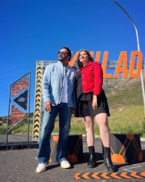 Anjali Anand Instagram - … Jamnadas ka NandLala Laxman Ka Gopala hai, 
Rohit sir ki daant Sun ke, Stunt hone wala hai Haan, zu zu zu zu zuuuu #khatronkekhiladi13 @itsrohitshetty @colorstv