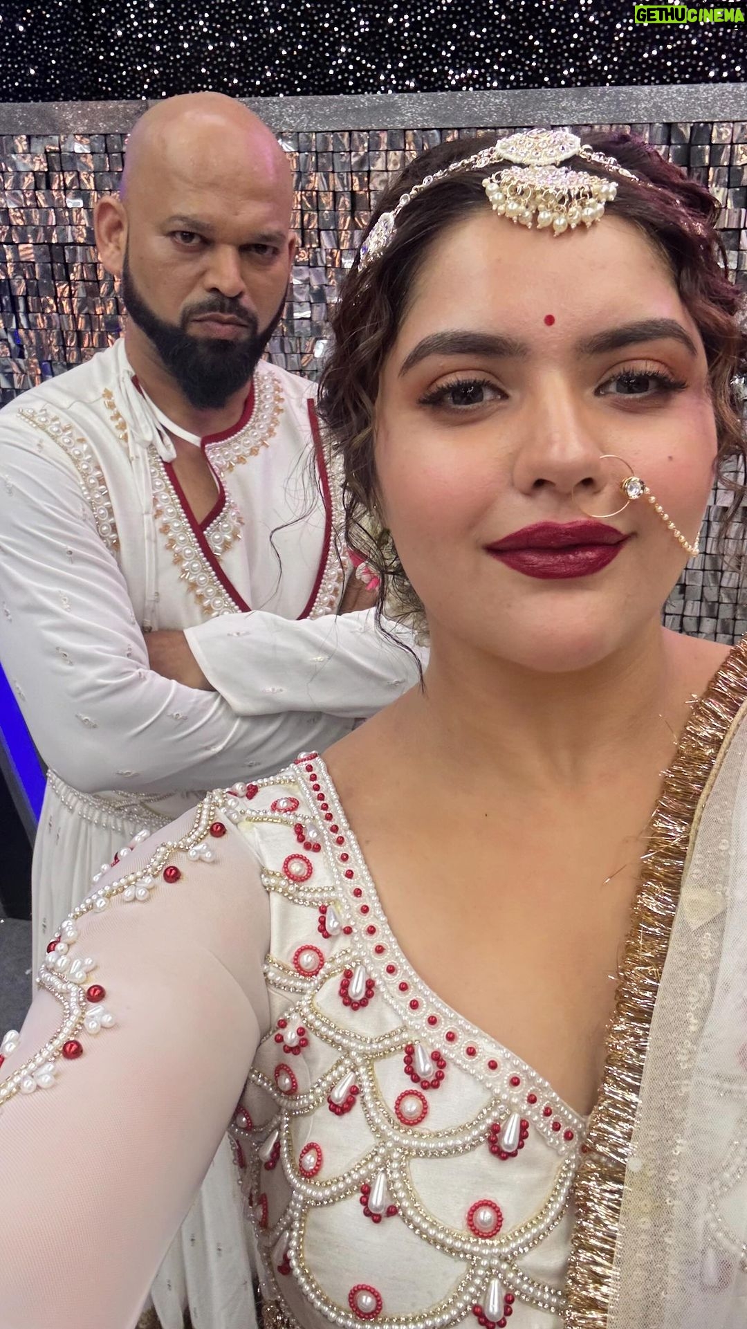 Anjali Anand - 35.2K Likes - Here’s a snippet of our upcoming performance in the ongoing season of ‘Jhalak Dikhla Jaa season 11’ with my powerhouse partner @anjalidineshanand
I’m overwhelmed with all the love we’ve received so far.. and I’m grateful for the support you all have given us.. Please continue showering your votes in the coming week… it gives us the confidence to keep going and inspires us to bring the best acts for you…
#jhalakdikhlaja11 #dancerlife #new #vote #dancer #choreography #choreographer #reelsinstagram #reels #reelitfeelit #reelkarofeelkaro #instagood #instagram #viral #reelsindia