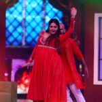 Anjali Anand Instagram – … performing my heart out for you guys tonight yet again.
Please watch us perform and vote for me if you guys like our performance and want me to continue on the show. 
I absolutely love love love being on stage and performing, I believe I’m made for this. You can support this dream of mine to go till the end by voting for me. 
To vote, please go on the SonyLIV app and click on the jhalak Dikhlaa jaa VOTE NOW banner. Click on my picture to vote. Each number can vote 50 times. Voting lines are open from 9:30pm to 12am tonight only.
Please दिल खोल के vote कीजिए ♥️✨
.
.
.
.
Hair @pinkyroy9467 @pinkyroy35 
Makeup @beauty_integrated_official 
Asst @nilesh_jadhav_01 
Costume @harshalds @shilpa.suraj.chhabra @komalsoni_ 

Our team ♥️
@dannydjf @kunjanjani @maheshpoojary80 @sunita_datta9 @pawan_tatkare