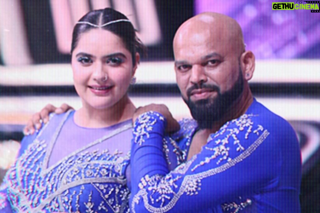 Anjali Anand Instagram - … it’s time to show some LOVE♥️ VOTE VOTE VOTE �If you like our act please vote and Support. Gotta play the game I’m in, gotta play the cards that have been dealt. Go on the Sony LIV app and vote for @dannydjf and I. One person can vote 50 times from one email address. Voting starts 9:30pm and ends at 12am tonight♥️✨ #Jhalakdikhlaajaa #Anjanny