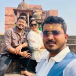Anjana Singh Instagram – #HARHARMAHADEV🙌🏻🙌🏻

Together we shine brighter than the stars .
Creating memories with my squad, one photo at a time. Bhojpur Shiva Temple