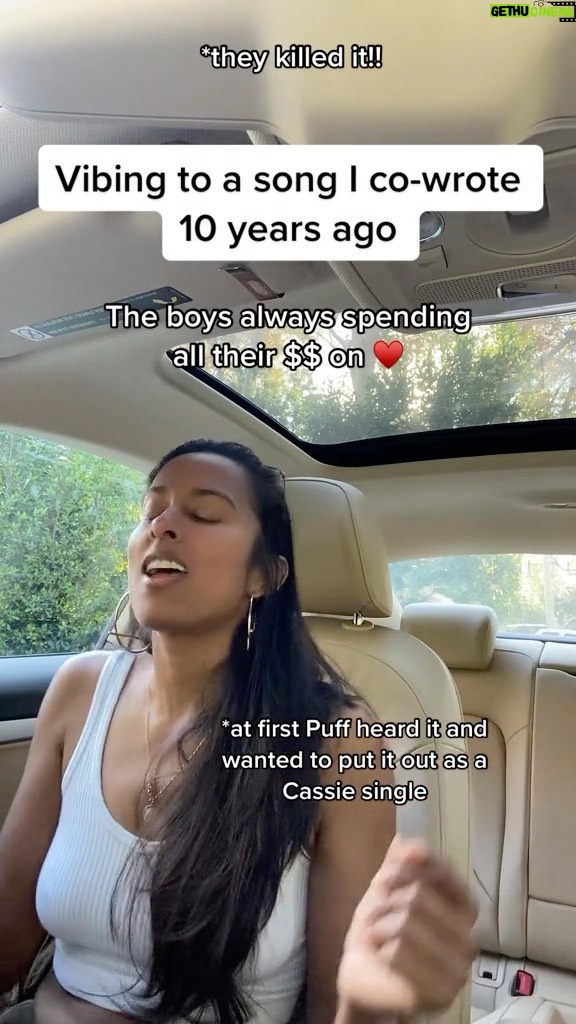 Anjulie Persaud Instagram - Nicki Minaj and Cassie killed this one 💪🏽 #songwriter #indiepop #nicki #vibe