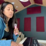 Anjulie Persaud Instagram - Working on a new one #songwriter #indieartist #newmusic