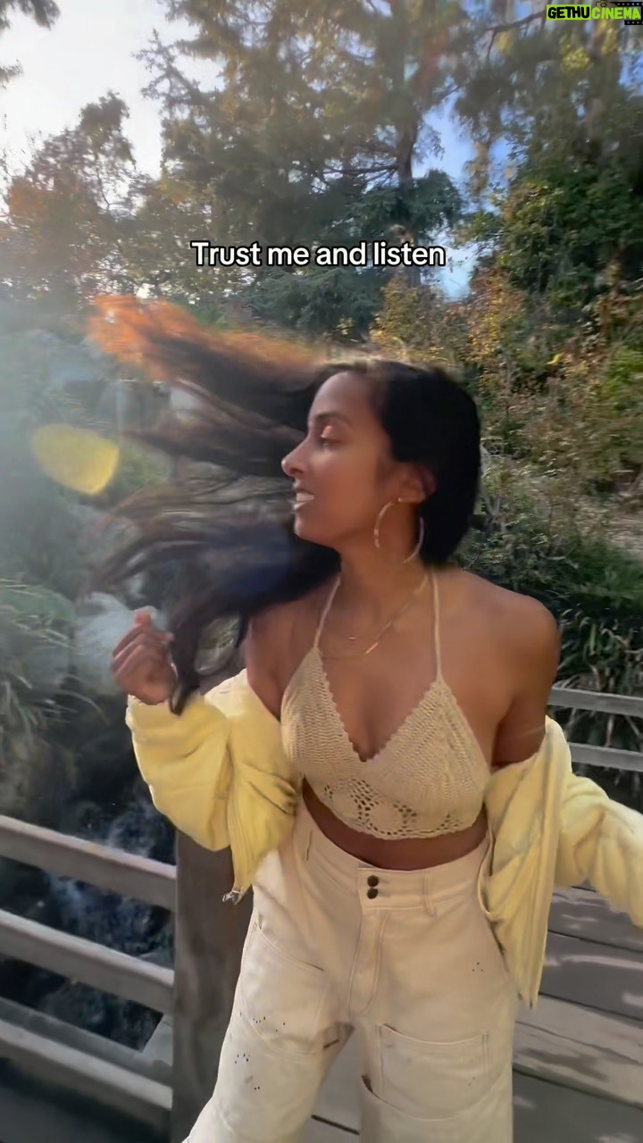 Anjulie Persaud - 1.1K Likes - Wrote and produced this Guyanese bop 🌊🌊🇬🇾🇬🇾
This was so much fun to make! Thank you so much for all the feedback on these demos 🫶🏾🙏🏽 Keep em comin!
S/O @mikeall_hiphop for commenting this lyric and @clement_ for capturing this moment 🫶🏾🫶🏾
#guyana #guyanese #caribbean #newmusic #songwriter #anjulie #guyanacarnival #carnival #trinidad #trinidadandtobago🇹🇹