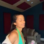 Anjulie Persaud Instagram - If I had a verse on Houdini 👻 #dualipa #houdini #songwriter #openversechallenge #indieartist