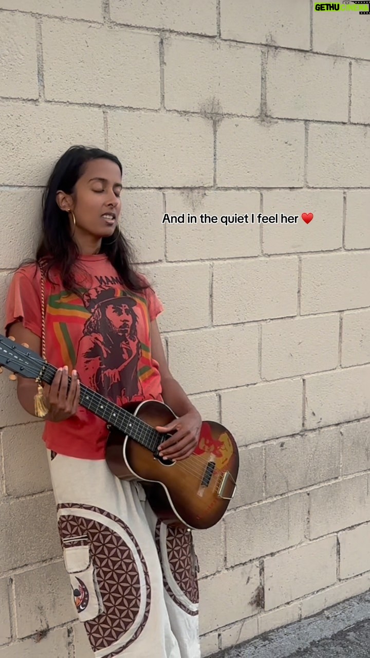 Anjulie Persaud - 1K Likes - For the diaspora 🫶🏾 #caribbean #guyana #southafrica #fiji #desi #india #indian #diaspora #songwriter #indiemusic
