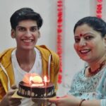 Anmol Jyotir Instagram - Happpppy Birthdayyyy Mumma!!!❤️❤️❤️...every teen should deserve a bff like you.. wish you all the happiness in the world🥳🎂🎉 @richa7629