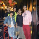 Anmol Jyotir Instagram - Kaash hamare class photographs me bhi aisi hi pic aate 😂😁...#squadgoals