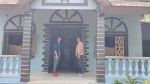 Anmol Jyotir Instagram - It's a vibe which I fell in love with😇❤️ @ifeelking ..tu aake dekhle 
Amazingly choreographed  and performed by @raghav_nevatia and @sagrika_bhatt 😍🤩 (just trying to match them 😅) 
Credit- @raghav_nevatia @sagrika_bhatt
*No copyright intended