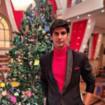 Anmol Jyotir Instagram - Merry Christmas Everyone!!!🎄🥳❤️ #christmascelebration #yrkkh❤
