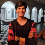 Anmol Jyotir Instagram - A day without laughter is a day wasted 😄✌️
