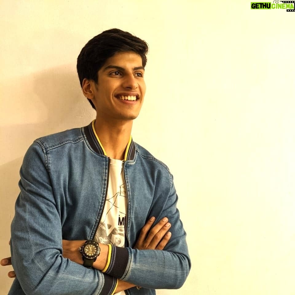 Anmol Jyotir - 6K Likes - It's contagious... just be honest to it....#mynotes ๐โจ