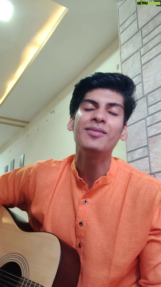 Anmol Jyotir - 5.5K Likes - Wishing you guys a very happy independence day with one of my favourite "ae watan" ( tried singing๐
) Ps- not a singer ๐๐ฎ๐ณ๐
#independenceday #proudindian #aewatan #reelsinstagram