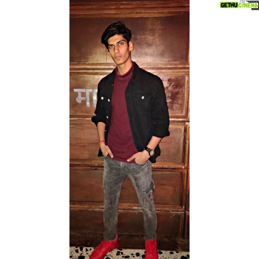Anmol Jyotir - 3.6K Likes - Classic Christmas Eve โค๏ธโจ... #merrychristmas๐