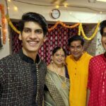Anmol Jyotir Instagram - Diwali with family equals to celebration 😊🎉✨.... #nocrakersdiwali @prashant6943 @richa7629
