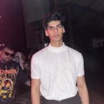 Anmol Jyotir Instagram - Me: Vibing to techno … end up with some bollywood hook steps 📸- @devishahuja23 #technomusic #djkorolova #technoparty Nesco Centre
