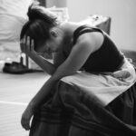 Anna Eremin Instagram - É estranho este regresso. Talvez não seja um regresso. Talvez um recomeço. Talvez outra coisa qualquer. Estranho, estranho, estranho… as cerejeiras ainda não estão em flor. 🌺 📷 @mrduartegrilo