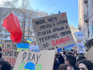 Anna Eremin Instagram - Lisbon for #ukraine 
27.02.2022 🌻🇺🇦